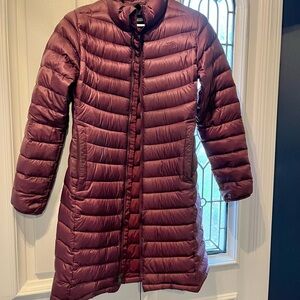 The North Face Women's Puffer Coat - Burgundy